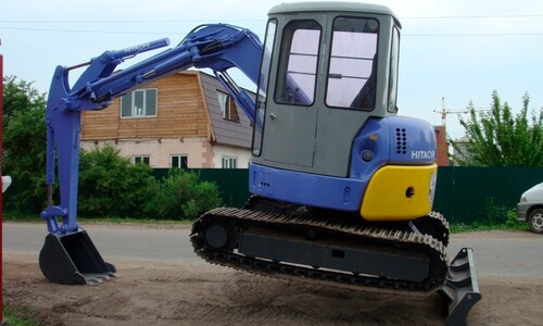 Аренда мини-экскаватора Hitachi EX55UR